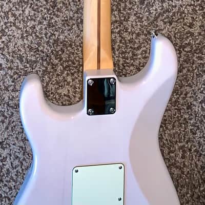 2022 Fender Junior Collection  Stratocaster Satin Shell Pink electric guitar made in japan MIJ image 11