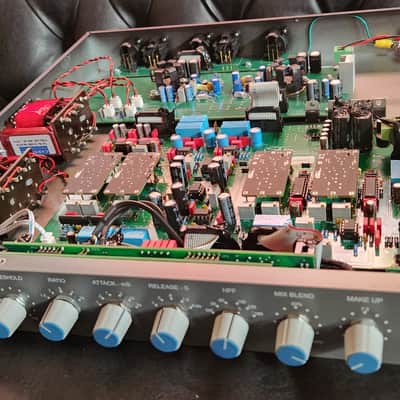 STAM  SA4000mk3 - SSL comp+ NEVE British mod + 2 VCAs E & G style image 2