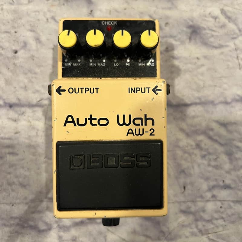 Boss AW-2 Auto Wah | Reverb