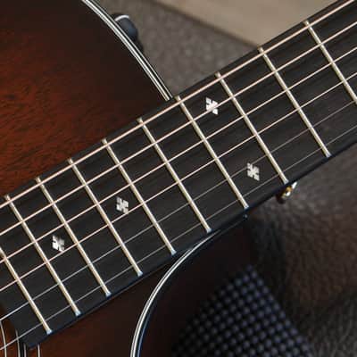 Minty! 2017 Taylor 322ce 12-Fret Tasmanian Blackwood Acoustic Guitar Natural + OHSC image 8