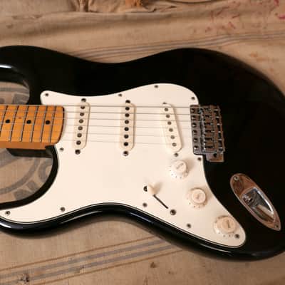 Fender Stratocaster Lefty 1982 - Black image 11