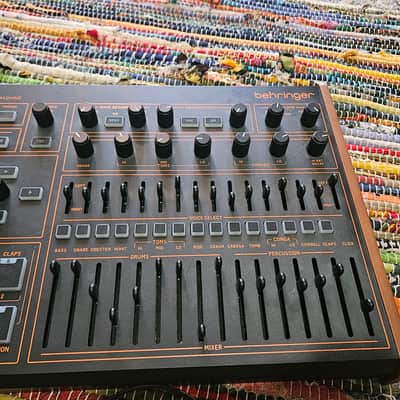Behringer LM Drum Hybrid 8/12-Bit Sampling Drum Machine 2025 - Present - Black with Wood Sides image 3