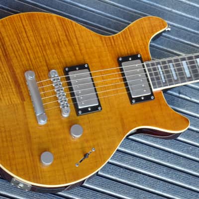Harley Benton XT-22 Double Cut Flametop image 4