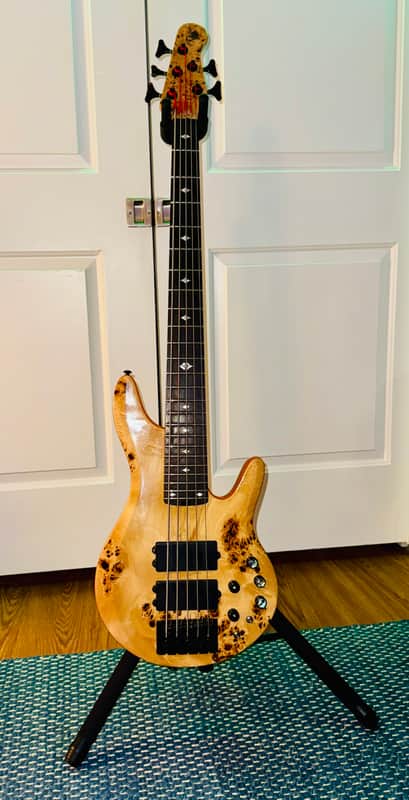 Michael Kelly Pinnacle 5 2022 - Burl Poplar Top