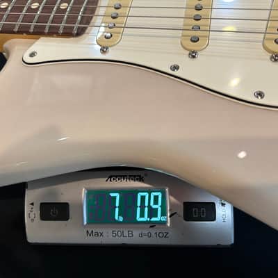 Fender Player II Stratocaster 2024 - White Blonde, Rosewood Fingerboard/ 7lbs. 0.9oz.  #MXS24045422 image 8