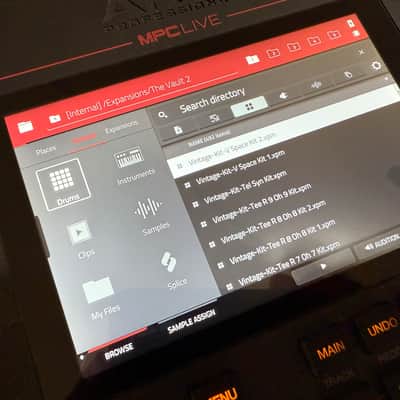 Akai MPC Live Standalone Sampler / Sequencer 2017 - 2020 - Black image 9
