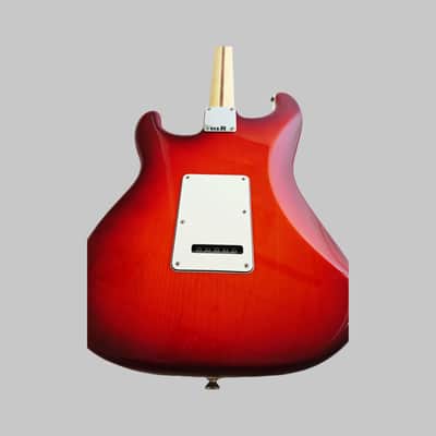 Fender Standard Stratocaster Plus Top with Maple Fretboard - 2015 - Cherry Burst image 12