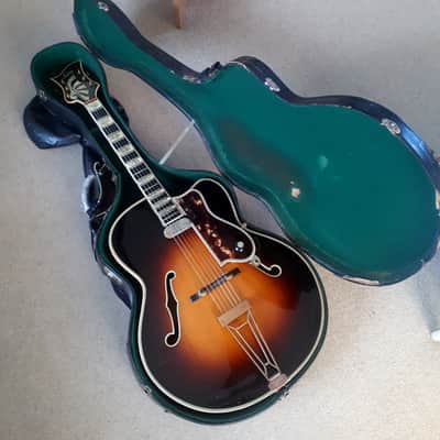Levin De Luxe 1956 w/Pickup, All Original image 23