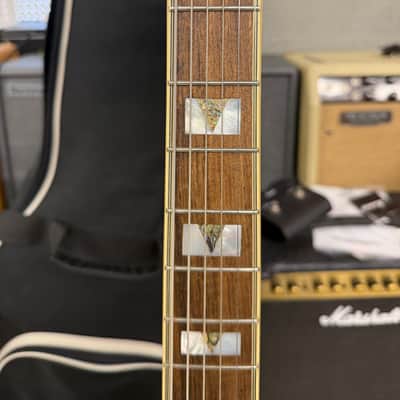 Epiphone Broadway with Laurel Fretboard 2023 - Present - Wine Red image 6