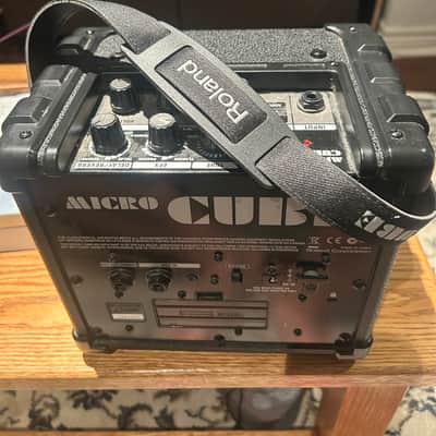 Roland Micro Cube Guitar Anplifier image 4