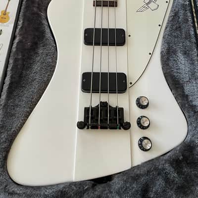Epiphone Thunderbird IV Classic Pro 2013 - Alpine White + Epi hard case & candies image 3