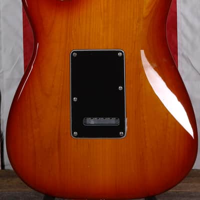 Fender Player Stratocaster HSH with Pau Ferro Fretboard - Tobacco Sunburst image 5