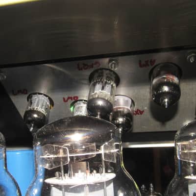 NEW 1975 AMPEG V9 AMPLIFIER NEAR MINT LOW HOURS JUST SERVICED - MAKE ME AN OFFER! ACTUAL SHIPPING $ image 14