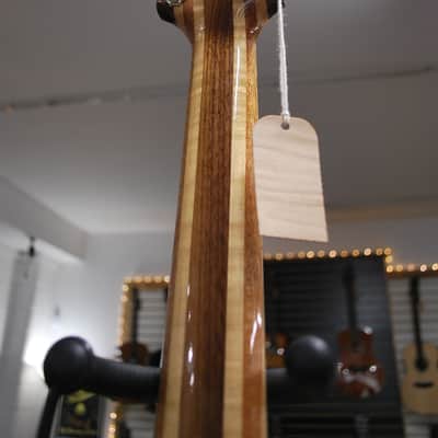 JML Instruments  Singlecut style image 9