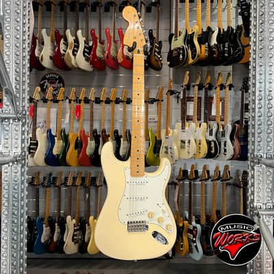 Fender   Stratocaster Hendrix 2021 + Seymour Duncan Jimi Hendrix Set image 2