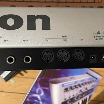 Novation K Station 25-Key 8-Voice Synthesizer 2001 - Silver image 6