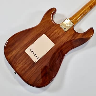 Fender Stratocaster Artisan Claro Walnut 2016 Custom Shop Amber Tinted image 15