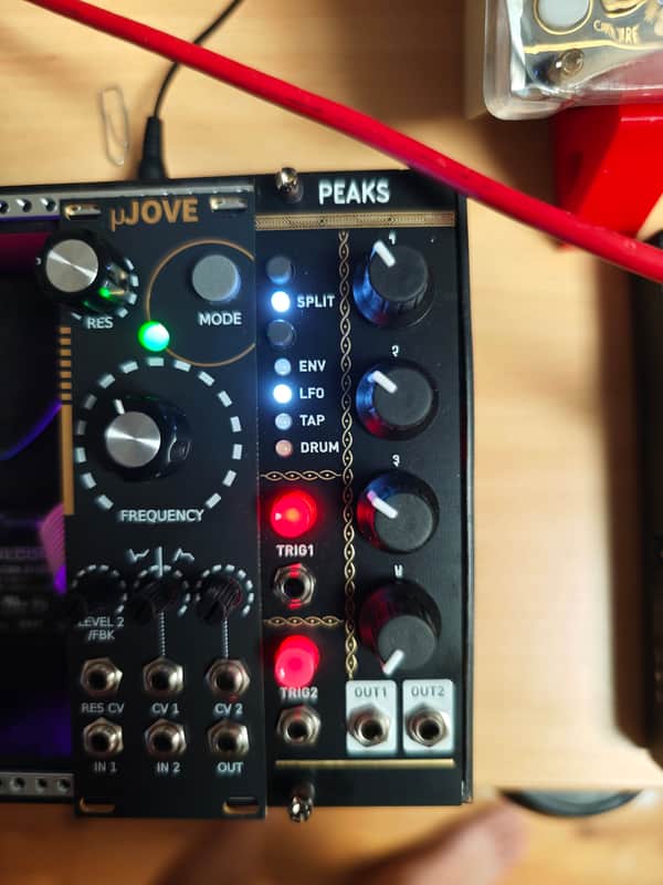 Mutable Instruments Peaks