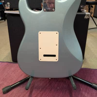 Fender Standard Stratocaster RW 2001 image 12