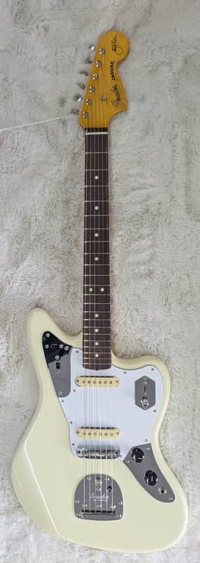 Fender Johnny Marr Jaguar, Rosewood Fingerboard, Olympic White Electric Guitar