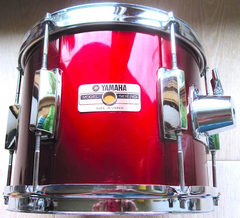 10" x 8" Yamaha Tom Drum - Vintage image 1