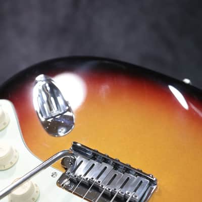 Fender American Ultra Stratocaster HSS Ultraburst El. Guitar w/Case #US22040712 image 11