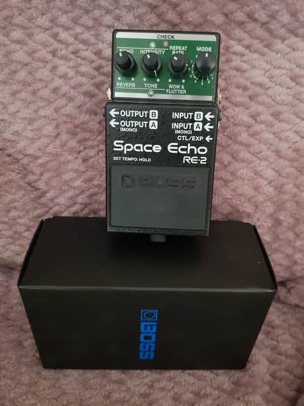 Boss RE-2 Space Echo 2022 - Present - Black / Green image 1