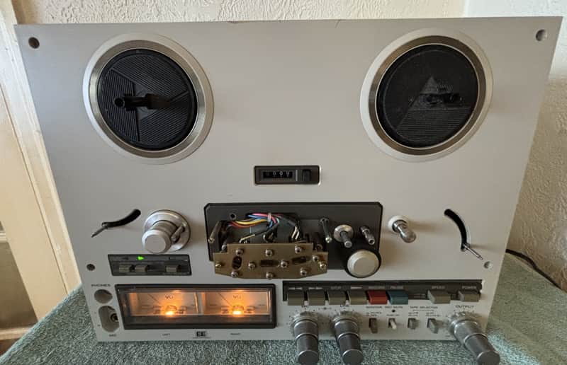 Vintage Teac X-3R Auto Reverse Reel T Reel-Powers On-Parts Or Repair 80's - Beige/Metal