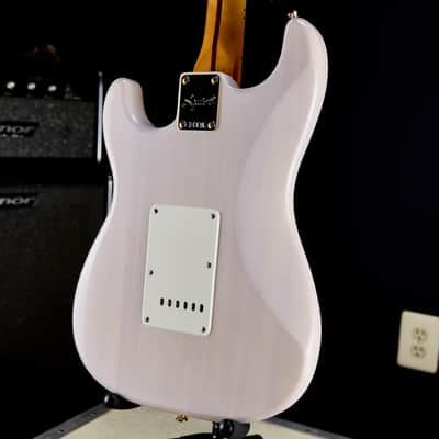 Squier FSR Classic Vibe '50s Stratocaster Maple Fingerboard Parchment Pickguard Gold Hardware White Blonde image 9