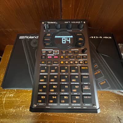 Roland SP-404 MkII Creative Sampler and Effector image 2