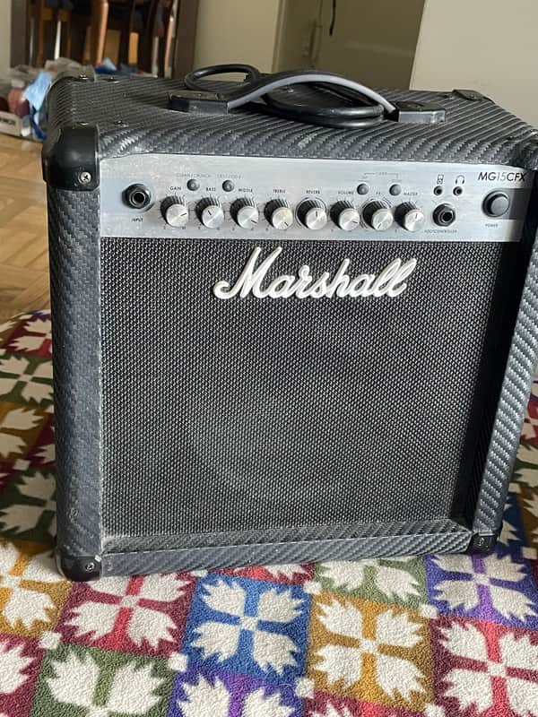 Marshall MG 15CFX combo guitar amplifier - Black image 1