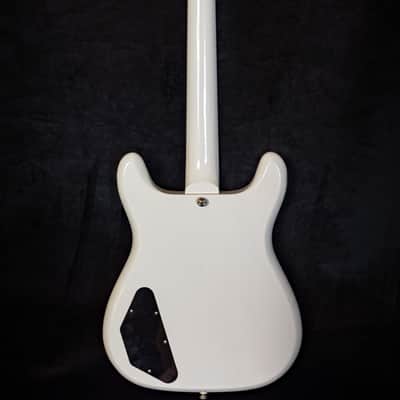 Epiphone Crestwood Custom Tremotone 2021 - Polaris White image 4