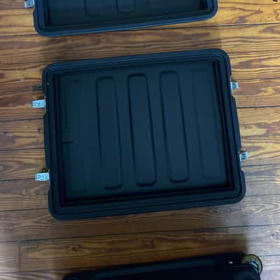 Gator G-PROR-8U-19 Rolling Rack Case w/ Wheels & Telescoping Handle – 8U Pro Series image 6