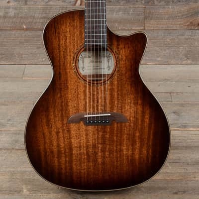 Alvarez Artist AG66CESHB Deluxe Grand Auditorium Shadowburst w/LR Baggs VTC image 1