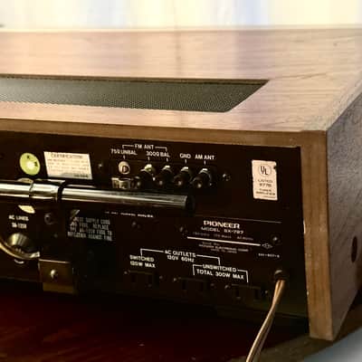 🎶✨ Pioneer SX-727 Vintage Stereo Receiver w/ Original Wood Case — Serviced/Cleaned, LED Dial, FM Aligned,  Excellent Cosmetics image 12