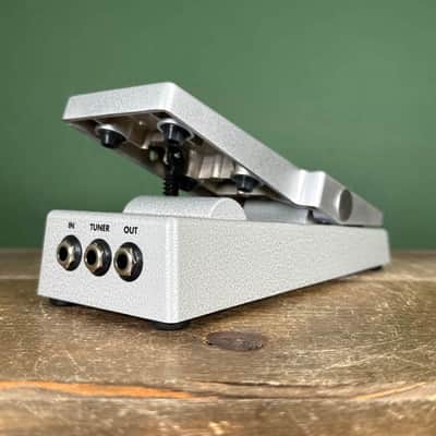Fender FVP-1 Volume Pedal 2010s - Silver image 3