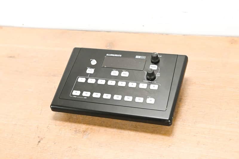Allen & Heath ME-500 16-Channel Personal Mixer CG01221 image 1
