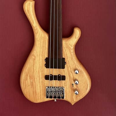 G Spot Temptress Fretless Bass - Bartolini, Hipshot, Exotic Woods, 7.5lbs image 2