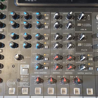 Yamaha MGP32X 32 Channel Analog Mixing Console image 5