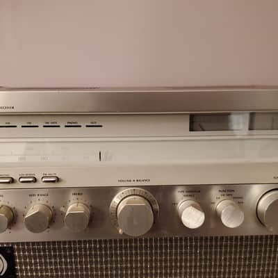 Vintage Sanyo LXI #564.92580900 Stereo AM-FM 100 Watt Receiver 1980s image 1