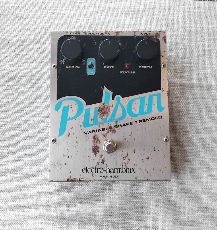 Electro-Harmonix Pulsar