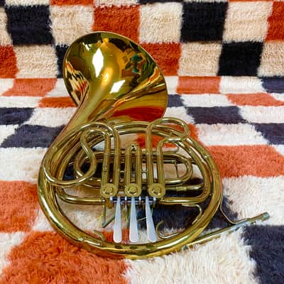 King 618 Single French Horn W/ Case (Plays Great!) image 3