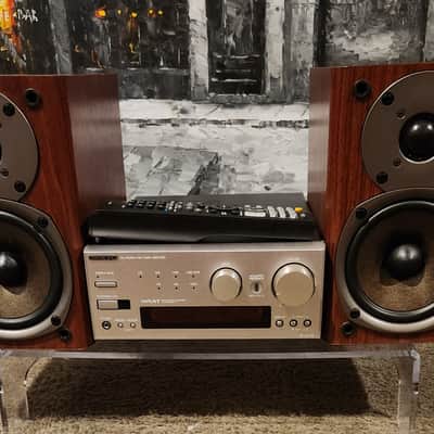 Onkyo Onkyo R-805X MIDI-sized stereo receiver with speakers 2000 - Black image 2