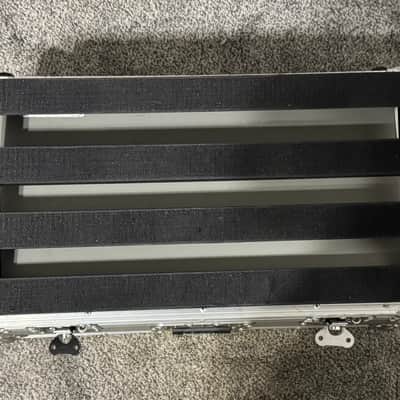 Pedaltrain Classic 2 w/ hard case image 2