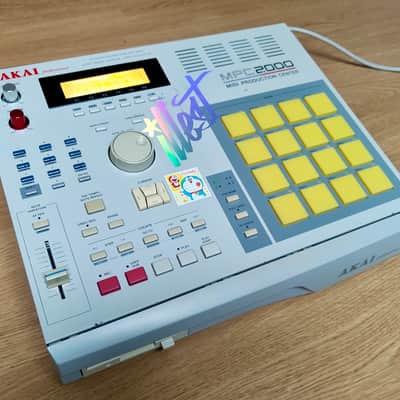 Akai MPC2000 MIDI Production Center 1997 - 2001 - Grey image 2