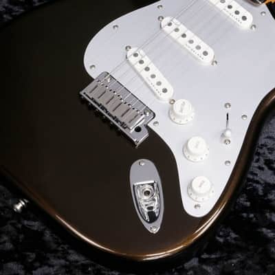 FENDER USA American Ultra II Stratocaster with Ebony Fingerboard, "Texas Tea" [US240023120] (09/17) image 2