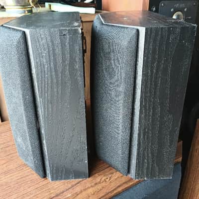 JBL E10 bookshelf speakers - 2000's image 3