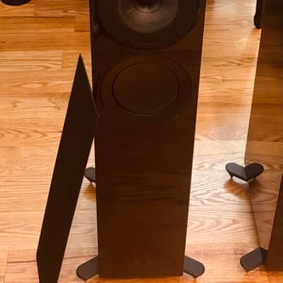 KEF R7 Floor Standing Speakers; Gloss Black; Like new! image 3