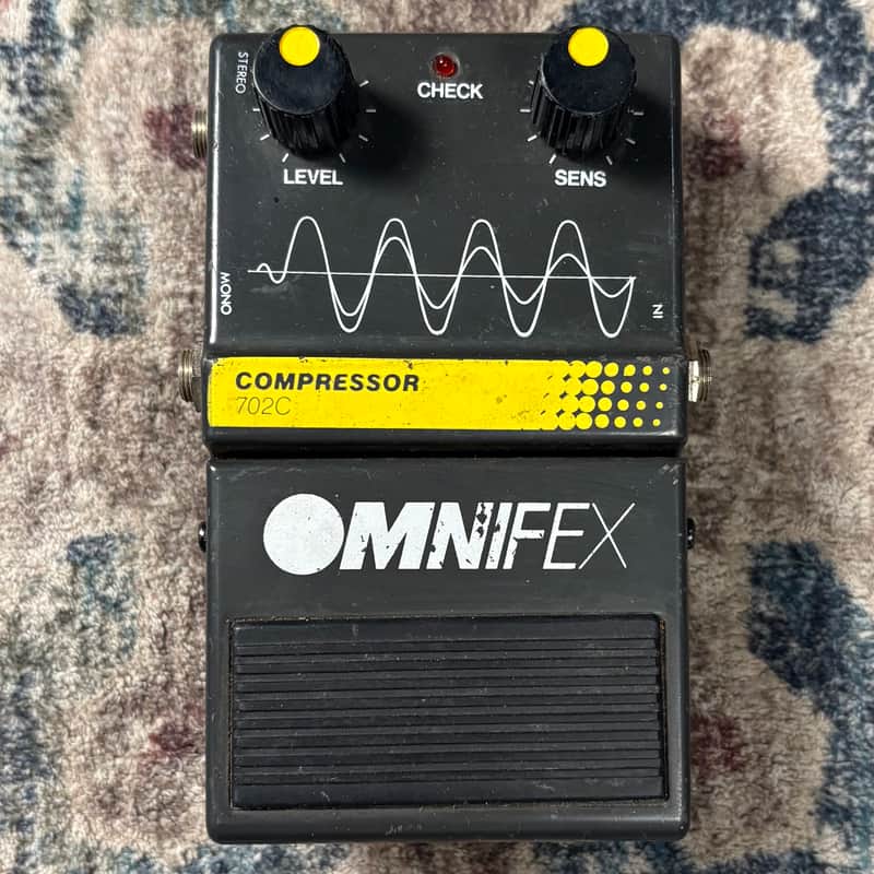 Omnifex 702C Compressor Vintage Guitar Effect Pedal! image 1