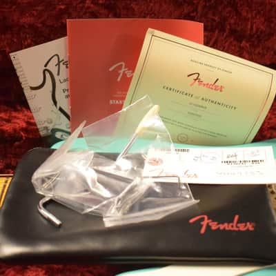 Fender American Vintage II 1957 Stratocaster Left-Hand Sea Foam Green image 9